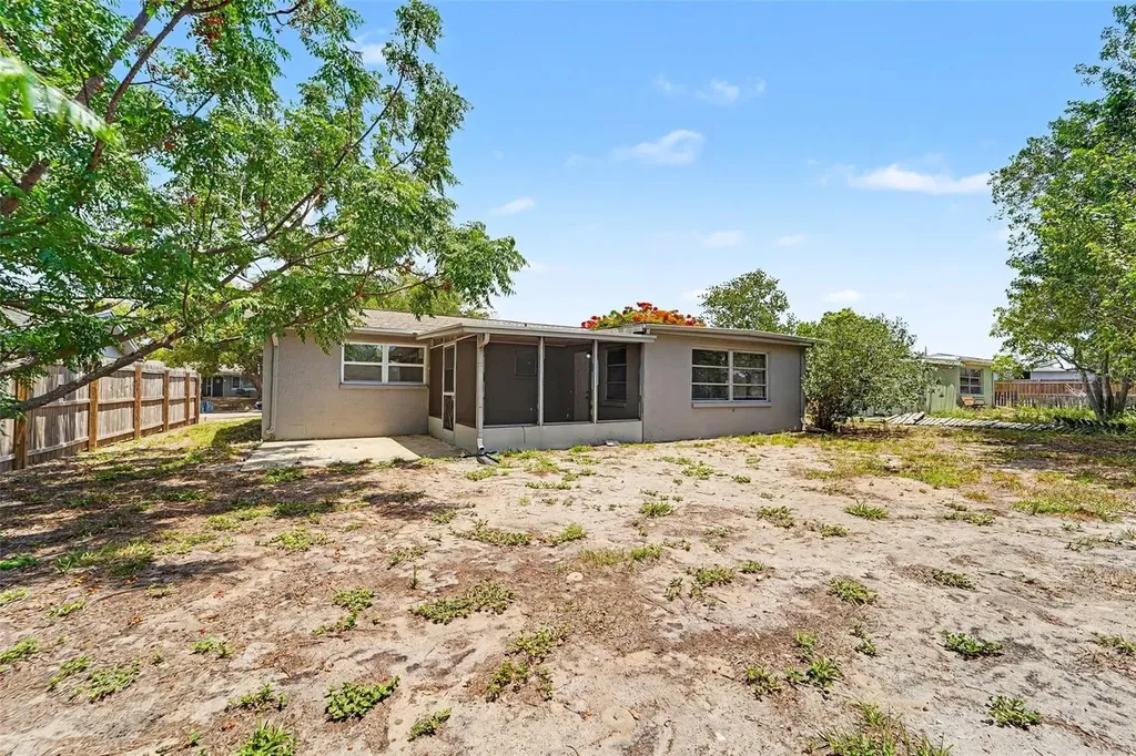 10815 Leeds Road Port Richey FL 34668