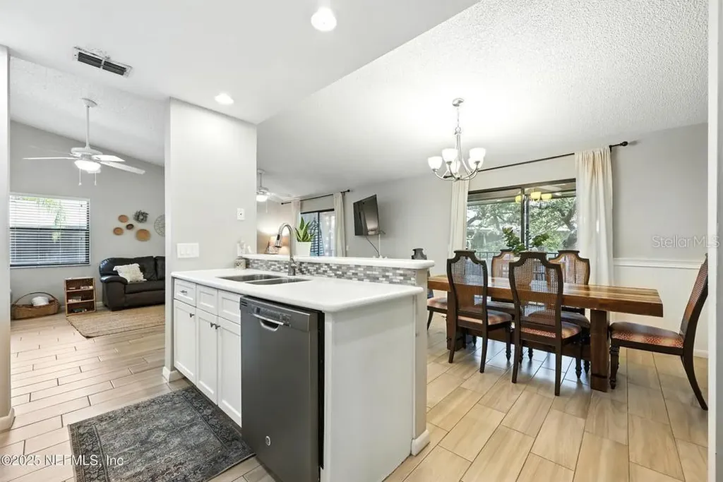 14 Navarra Court St Augustine FL 32086