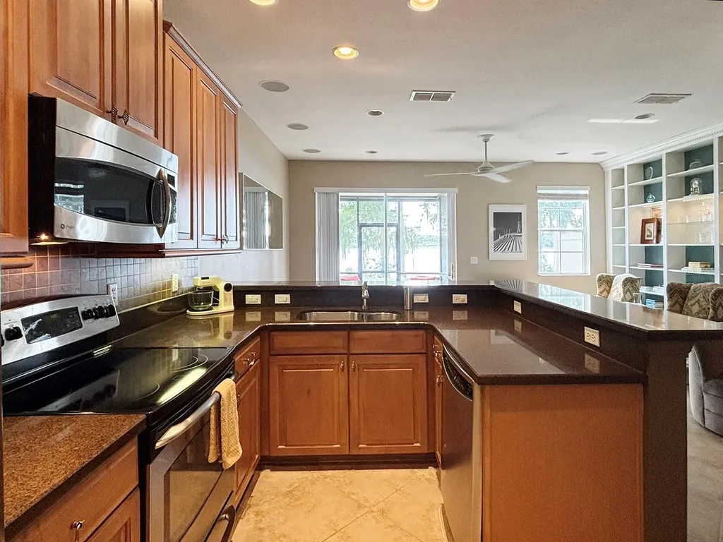 10206 Fallsgrove Street Orlando FL 32836