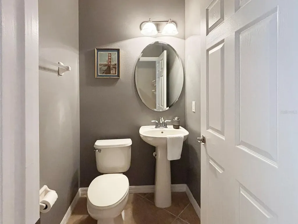 10206 Fallsgrove Street Orlando FL 32836