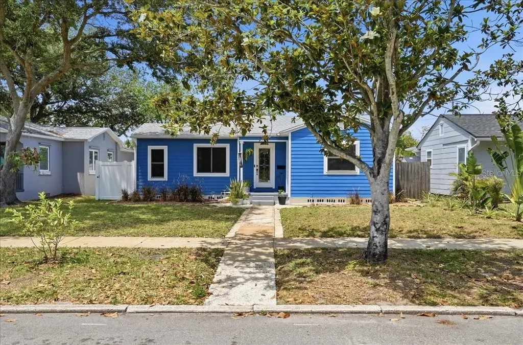 3145 8th Avenue N St Petersburg FL 33713