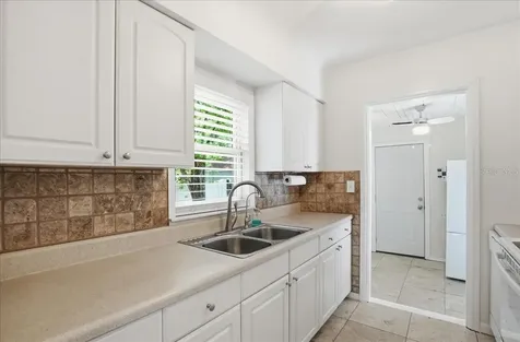 3145 8th Avenue N St Petersburg FL 33713