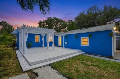 3145 8th Avenue N St Petersburg FL 33713