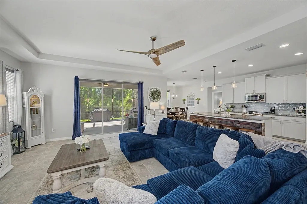 5817 Hevena Court Palmetto FL 34221