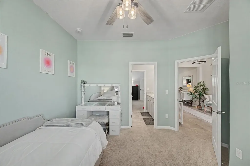 5817 Hevena Court Palmetto FL 34221