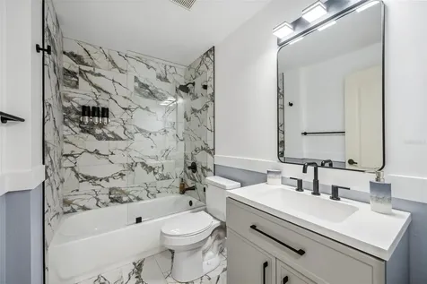 9611 Castle Point Drive Sarasota FL 34238
