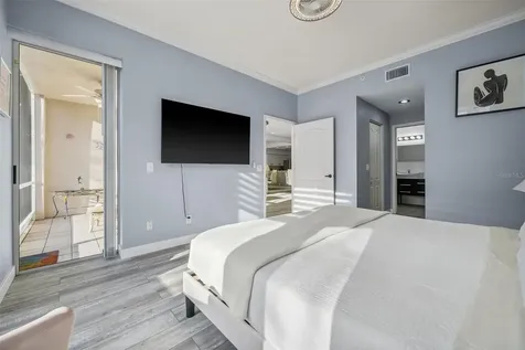 9611 Castle Point Drive Sarasota FL 34238