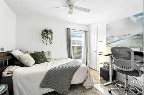 6912 Long Needle Court Orlando FL 32822