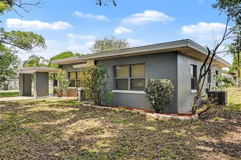 201 Rose Street Auburndale FL 33823
