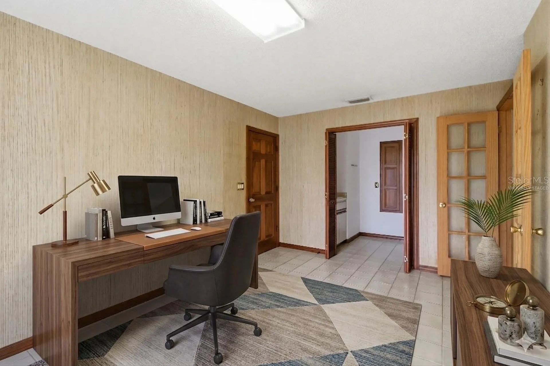 3837 Torrey Pines Boulevard Sarasota FL 34238