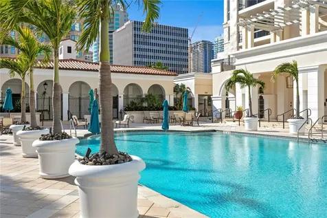 300 Beach Drive NE St Petersburg FL 33701