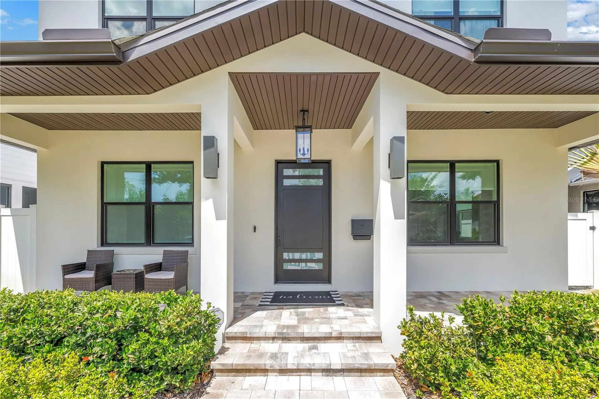 151 17th Avenue N St Petersburg FL 33704