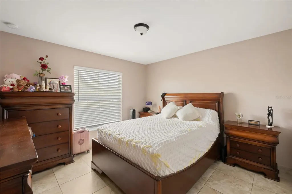 4704 Town N Country Boulevard Tampa FL 33615