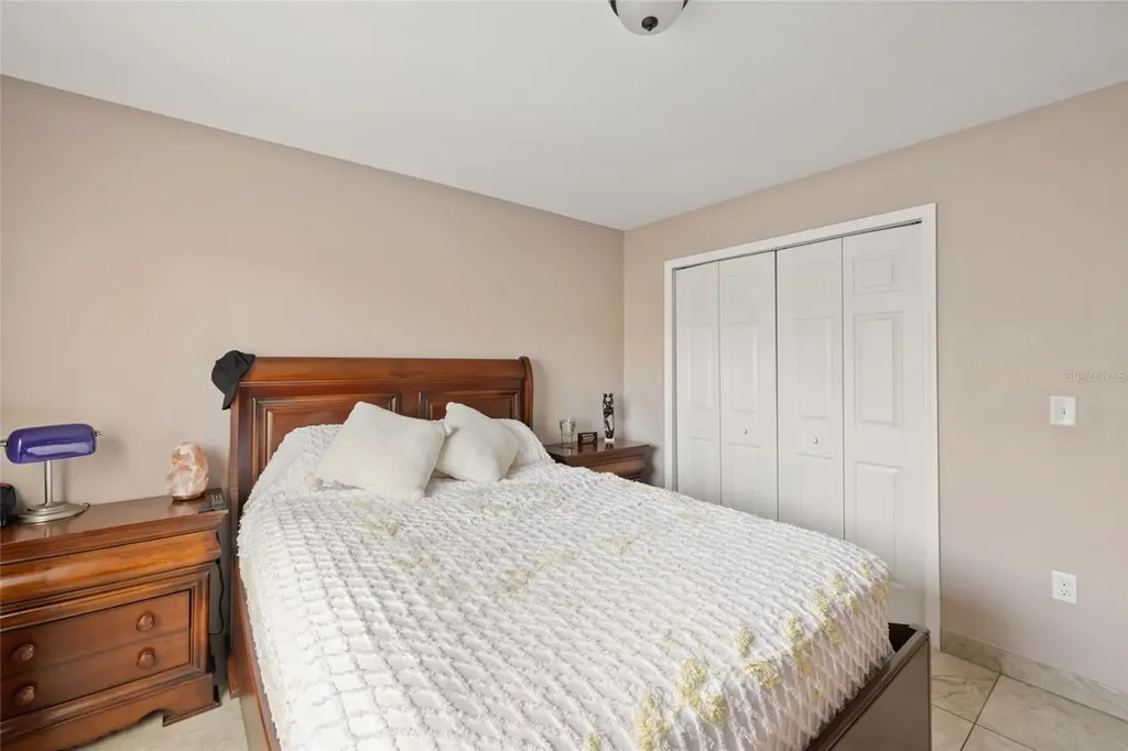 4704 Town N Country Boulevard Tampa FL 33615