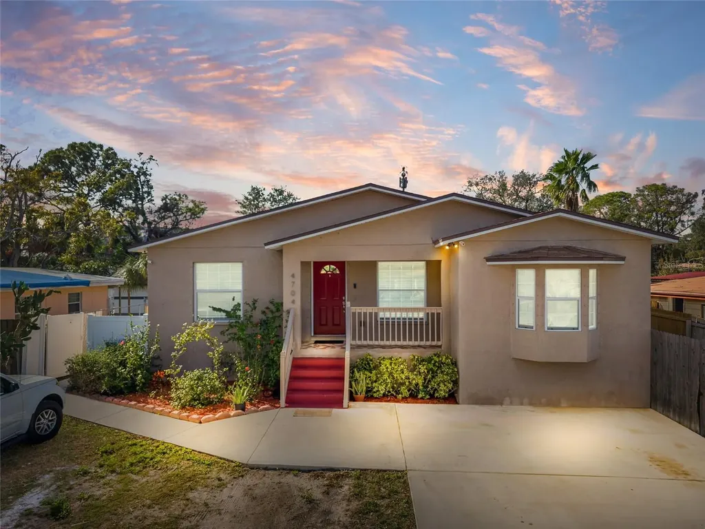 4704 Town N Country Boulevard Tampa FL 33615