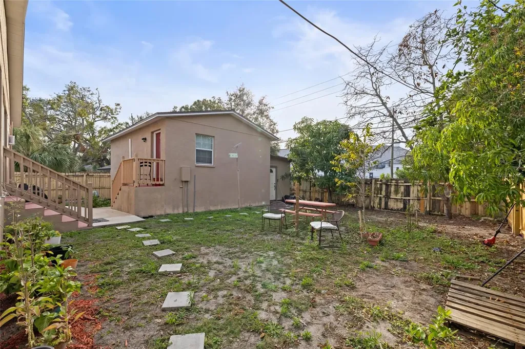 4704 Town N Country Boulevard Tampa FL 33615