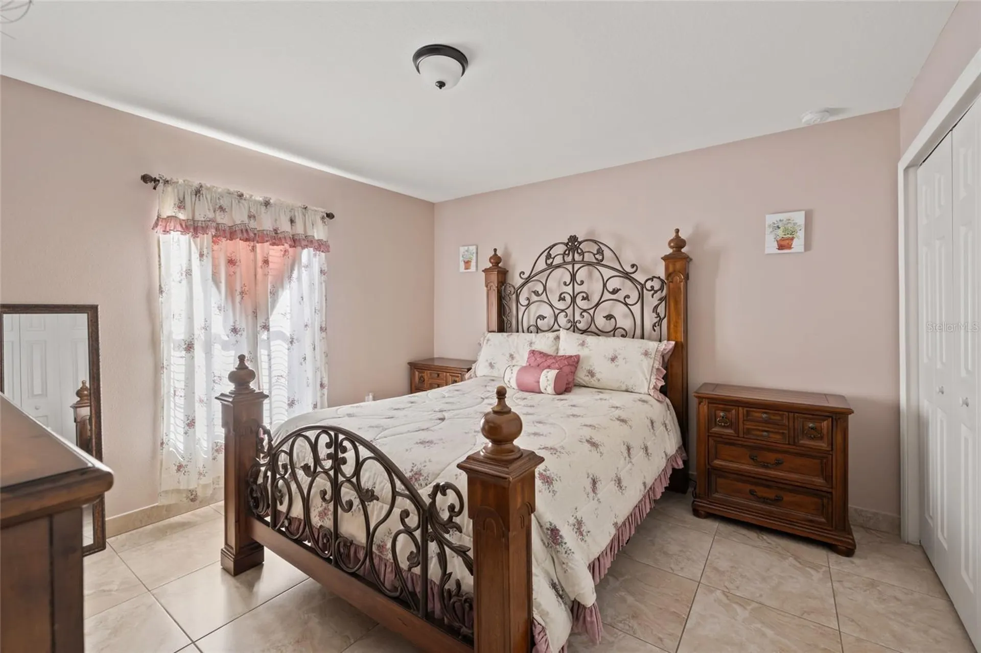 4704 Town N Country Boulevard Tampa FL 33615