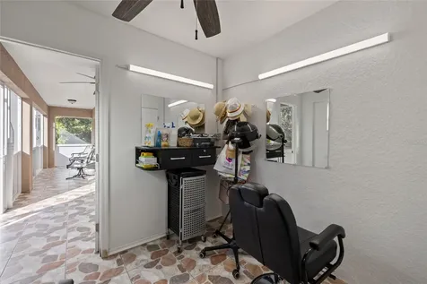 4704 Town N Country Boulevard Tampa FL 33615
