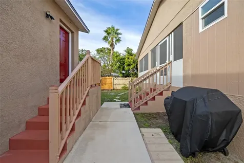 4704 Town N Country Boulevard Tampa FL 33615
