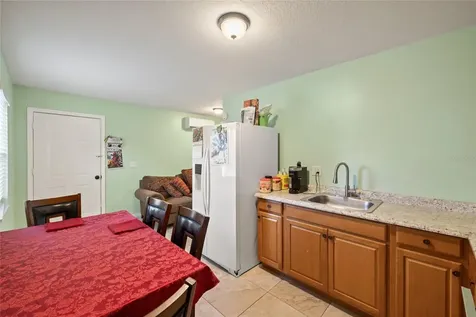 4704 Town N Country Boulevard Tampa FL 33615