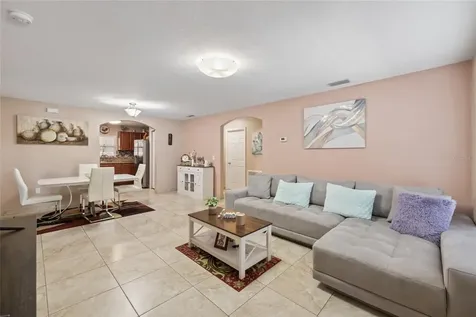 4704 Town N Country Boulevard Tampa FL 33615