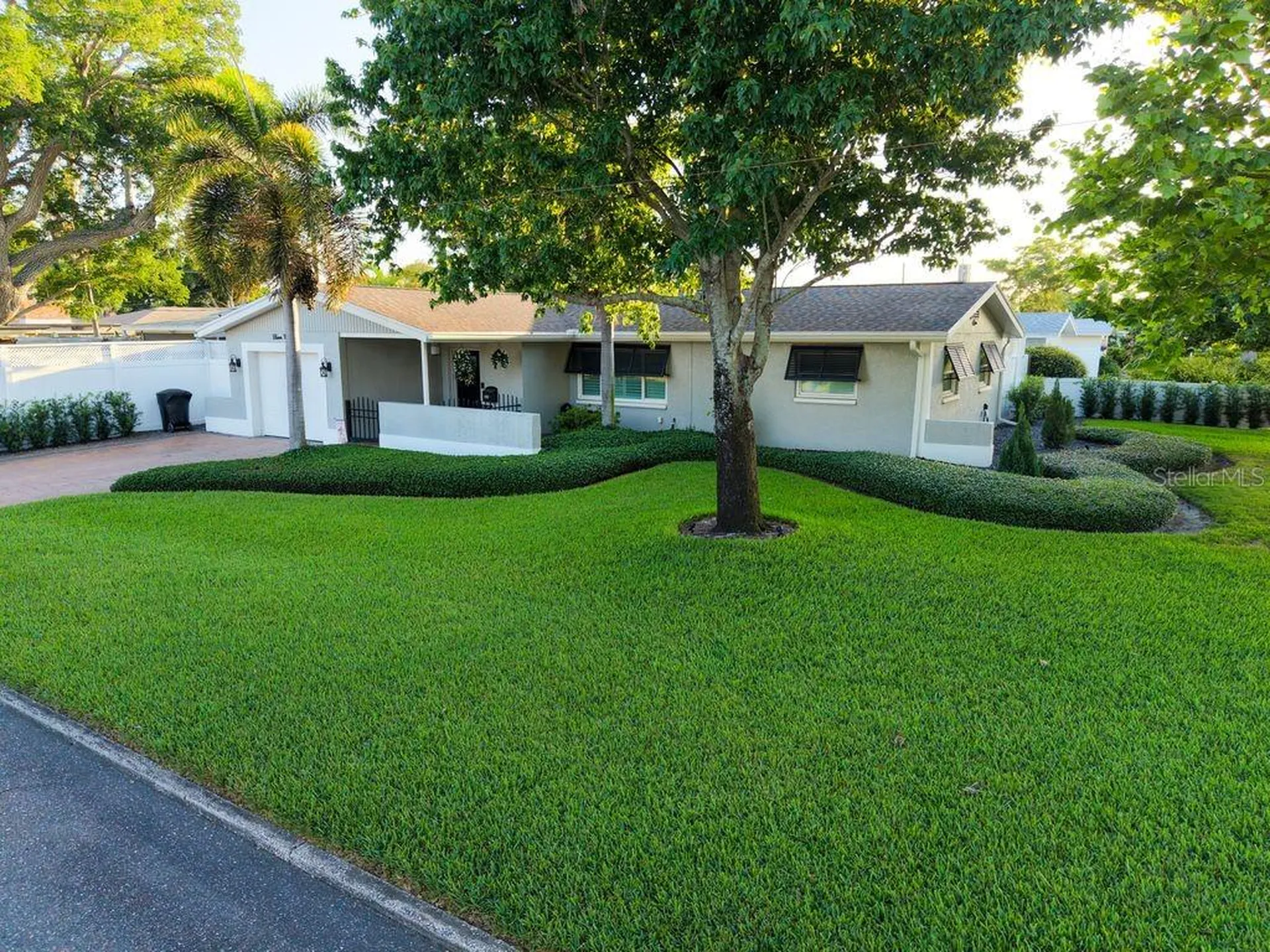 1150 48th Street N St Petersburg FL 33713