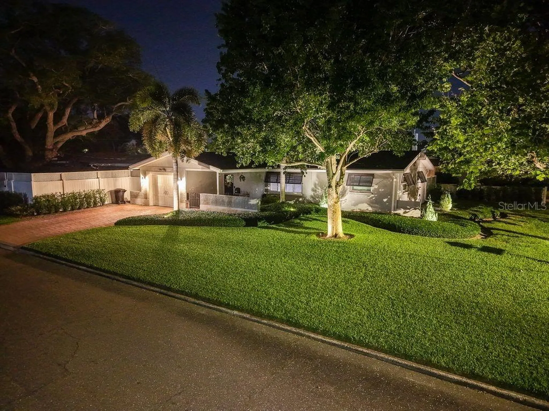 1150 48th Street N St Petersburg FL 33713