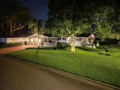 1150 48th Street N St Petersburg FL 33713