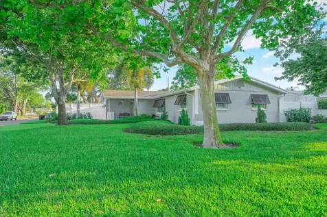 1150 48th Street N St Petersburg FL 33713