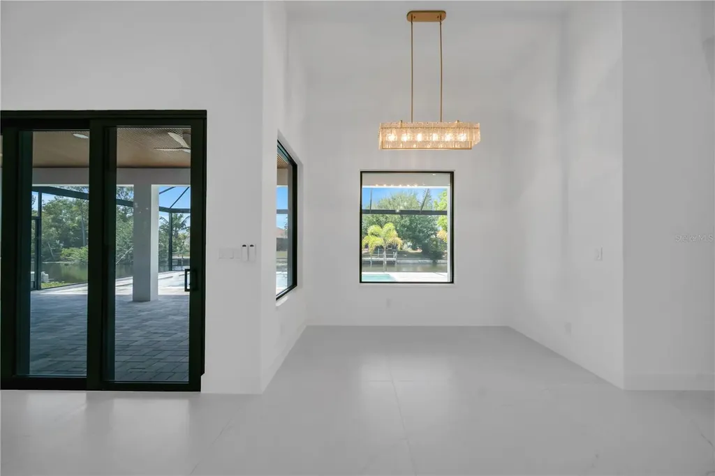 1114 SW 8th Place Cape Coral FL 33991