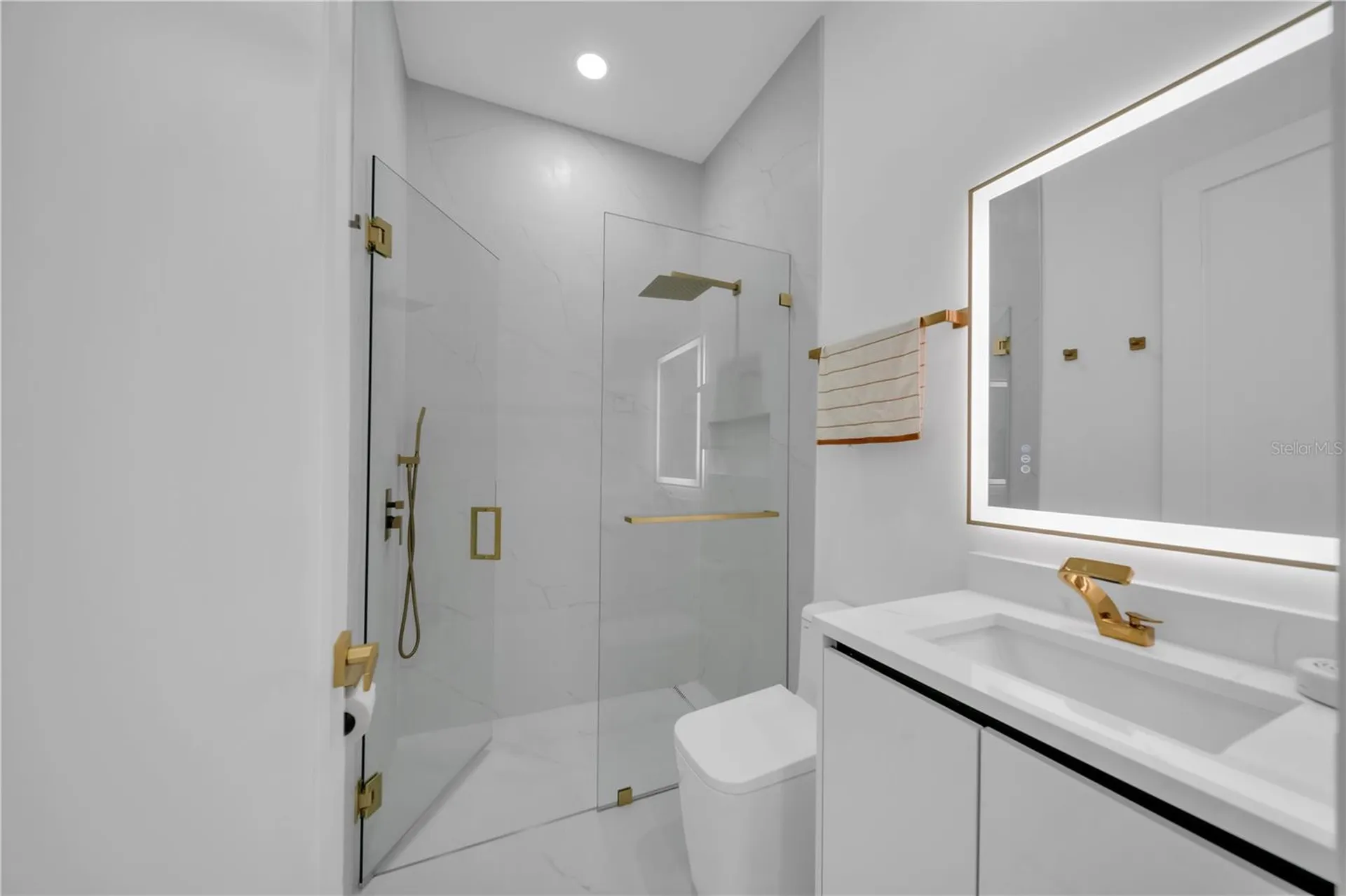 1114 SW 8th Place Cape Coral FL 33991