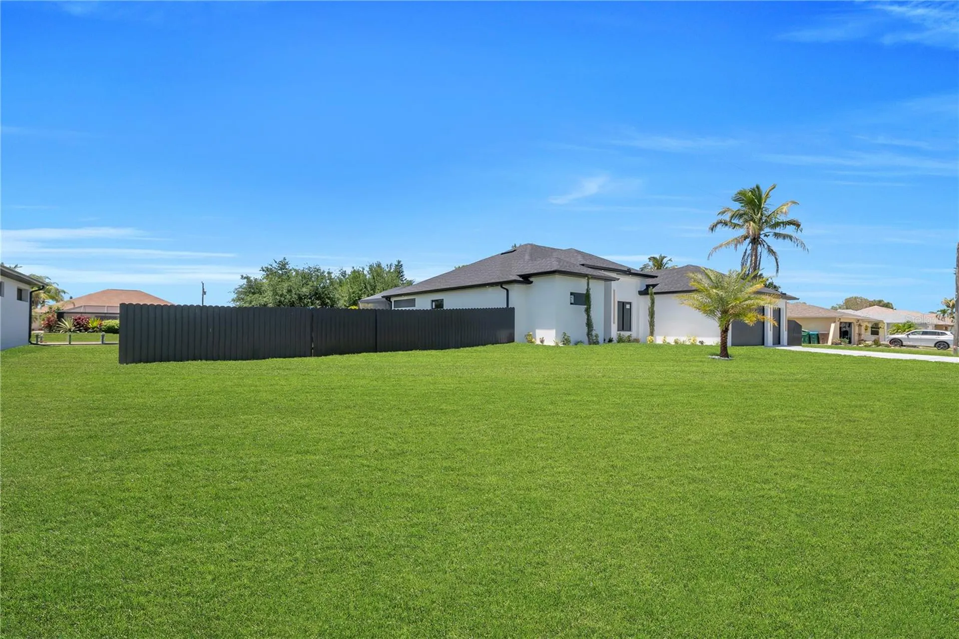1114 SW 8th Place Cape Coral FL 33991