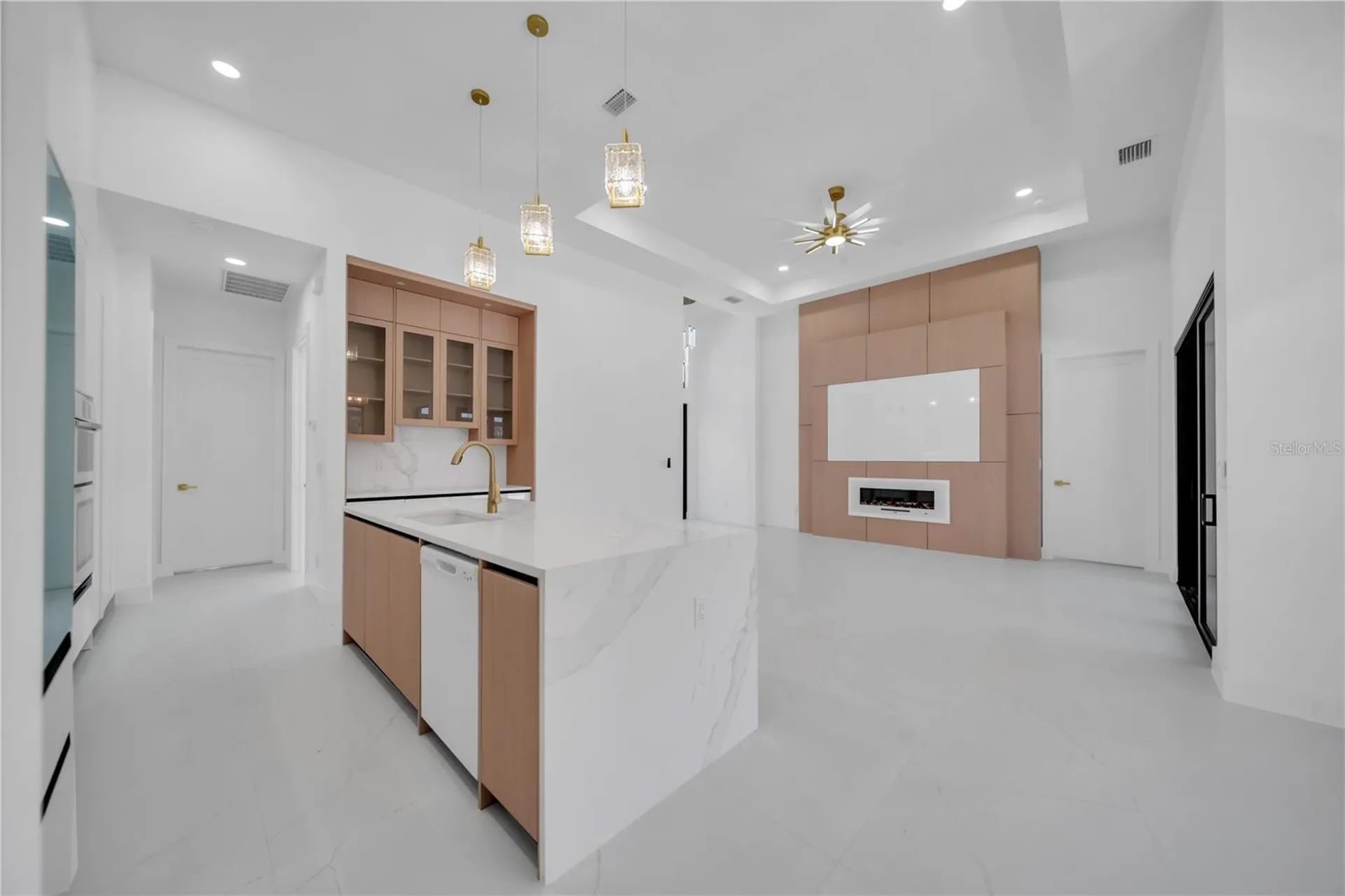 1114 SW 8th Place Cape Coral FL 33991