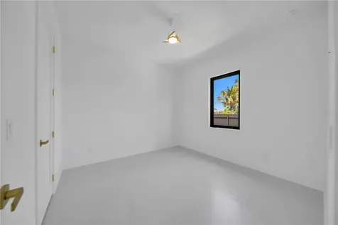 1114 SW 8th Place Cape Coral FL 33991