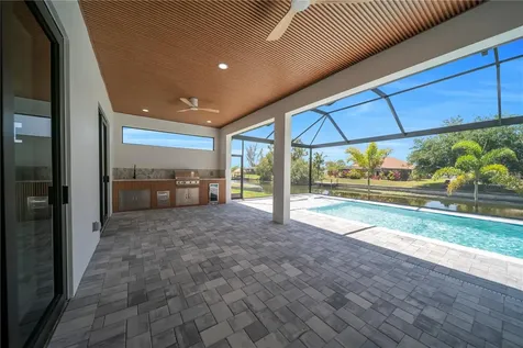 1114 SW 8th Place Cape Coral FL 33991