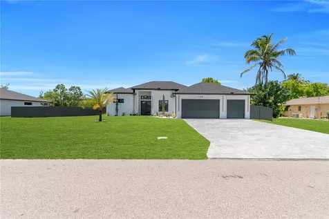 1114 SW 8th Place Cape Coral FL 33991