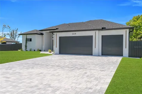 1114 SW 8th Place Cape Coral FL 33991