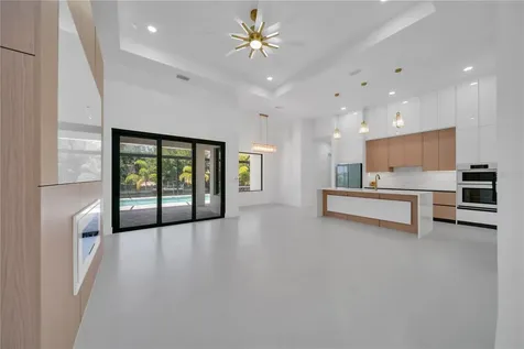 1114 SW 8th Place Cape Coral FL 33991