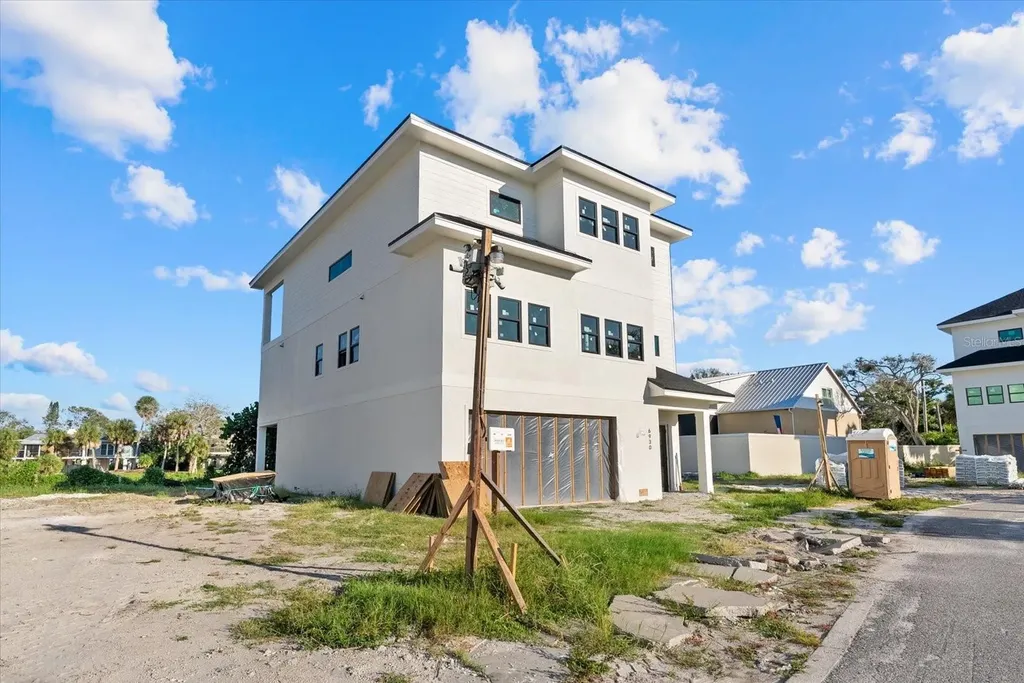 6901 Bochi Circle Sarasota FL 34242