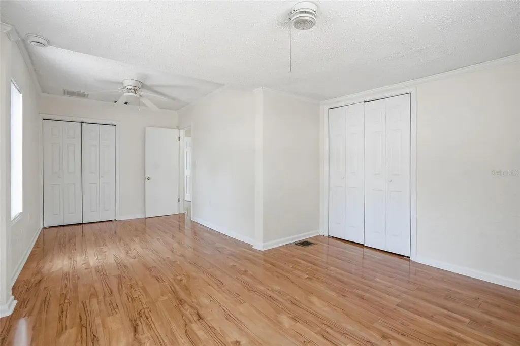 1262 Woodlawn Terrace Clearwater FL 33755
