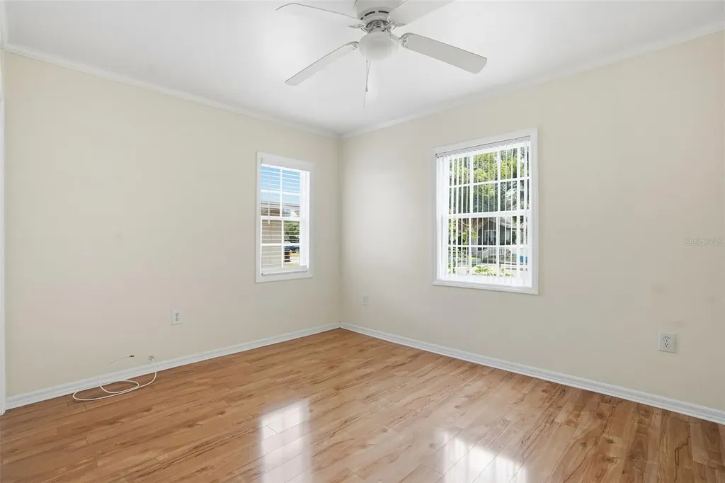 1262 Woodlawn Terrace Clearwater FL 33755