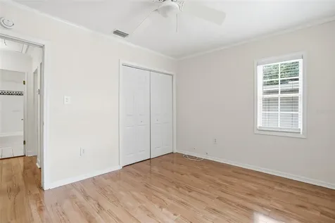 1262 Woodlawn Terrace Clearwater FL 33755