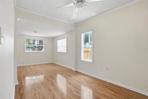 1262 Woodlawn Terrace Clearwater FL 33755