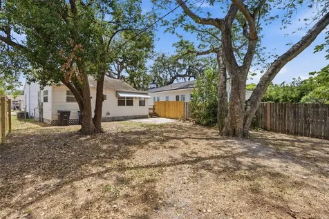 1262 Woodlawn Terrace Clearwater FL 33755
