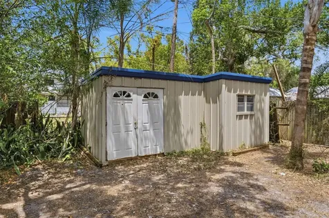 1262 Woodlawn Terrace Clearwater FL 33755