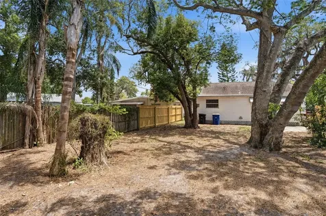 1262 Woodlawn Terrace Clearwater FL 33755