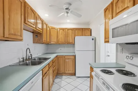 1262 Woodlawn Terrace Clearwater FL 33755