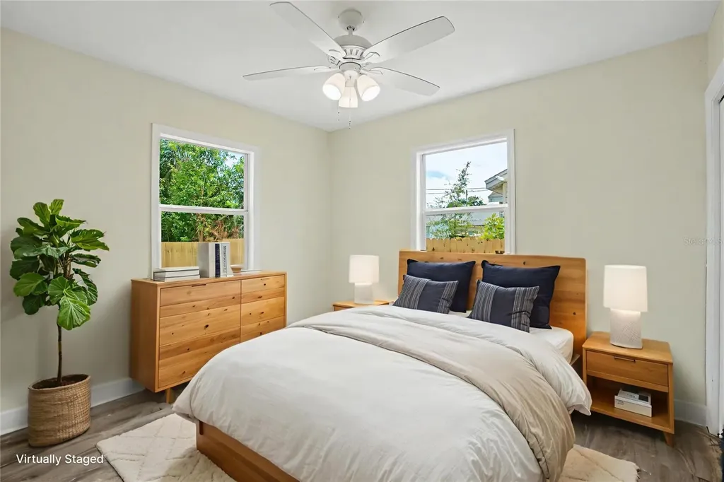 850 18th Avenue S St Petersburg FL 33705