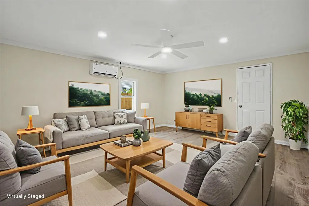 850 18th Avenue S St Petersburg FL 33705