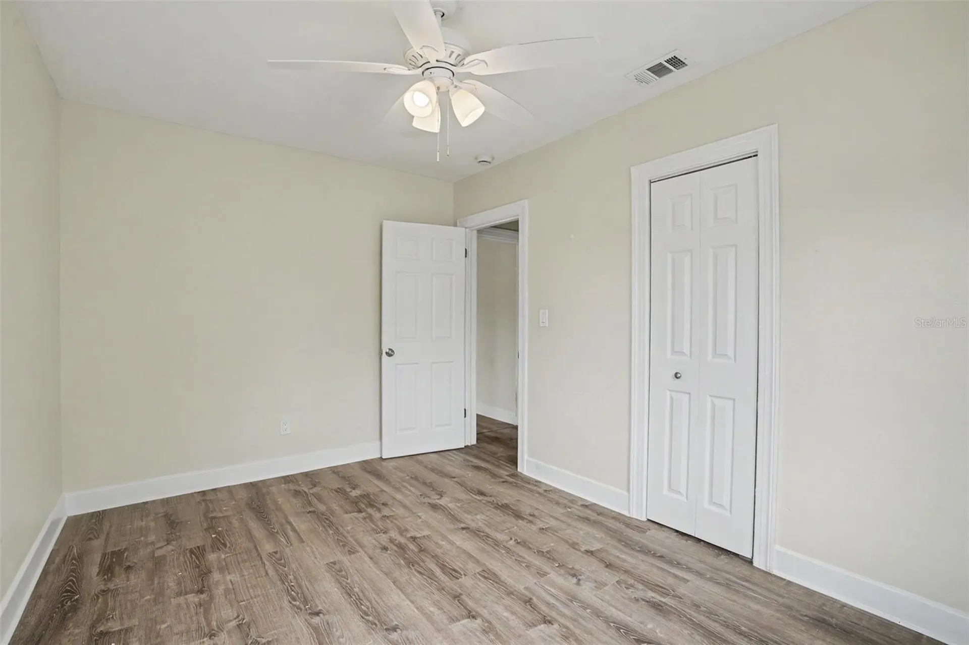 850 18th Avenue S St Petersburg FL 33705